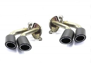Alfa Romeo Giulia Exhaust Tips - Carbon Fiber - Quadrifoglio Version Alfa Romeo Giulia Exhaust Tips - Carbon Fiber - Quadrifoglio Version